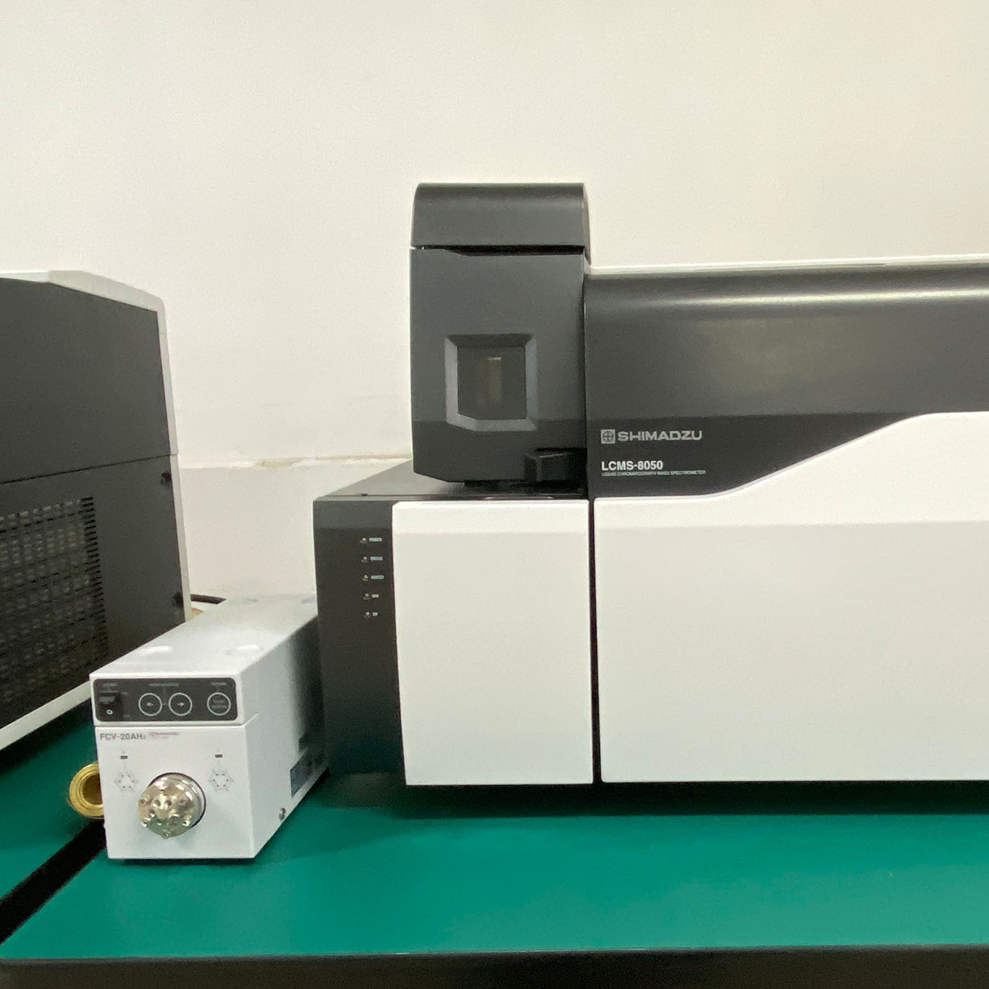 岛津LCMS-8050 UFMS液质联用仪 二手岛津LCMS-8050三重四极杆液质联用仪 整机实拍