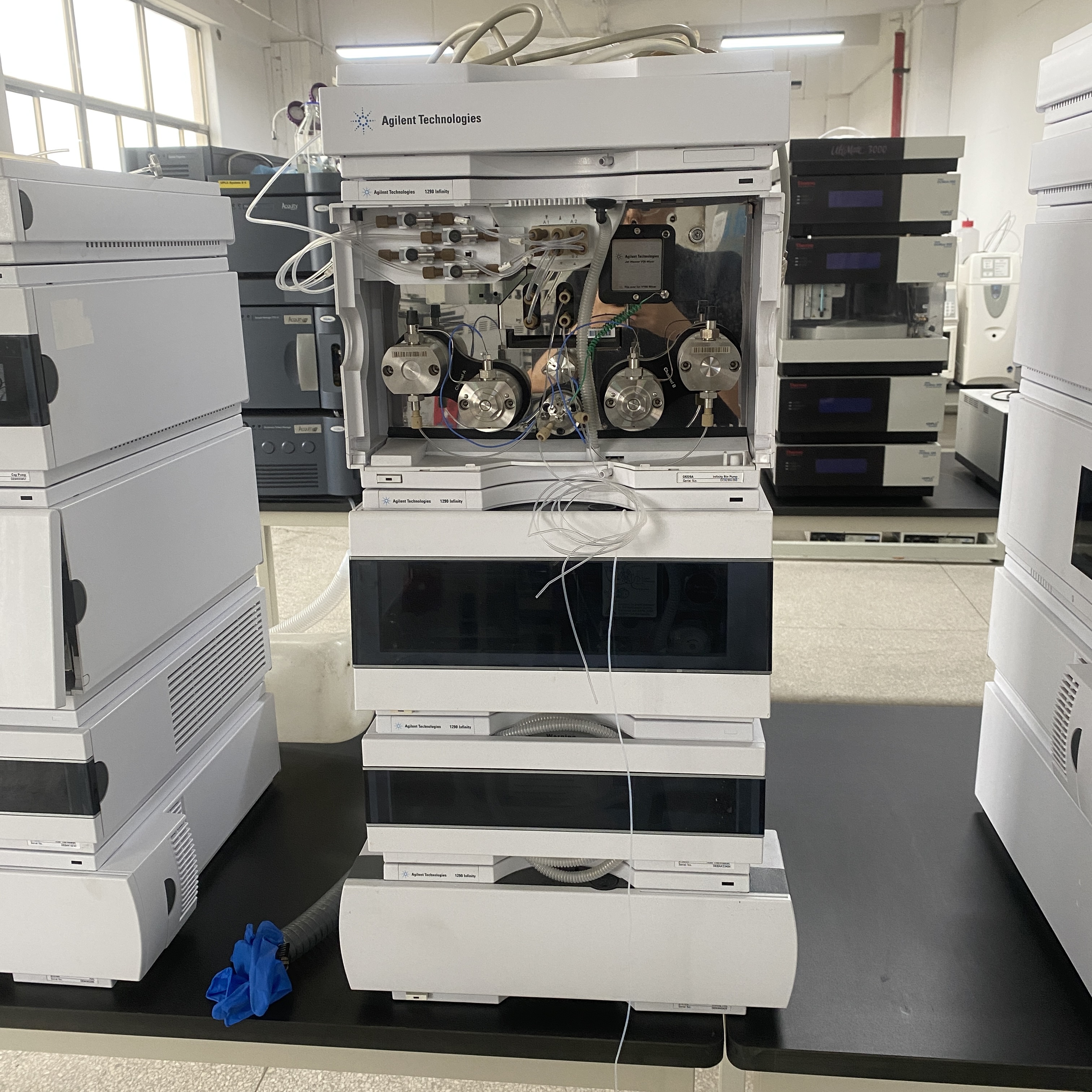 Agilent 1290 UHPLC液相色谱系统 二手安捷伦1290 Infinity超高效液相色谱仪 整机实拍
