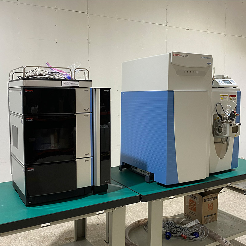 赛默飞Q Exactive Plus Orbitrap高分辨质谱 + Vanquish超高效液相 二手赛默飞Q Exactive Plus串联Vanquish UHPLC液质联用系统 整机实拍